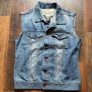 AMERICAN RAG Mens Sleeveless Distressed Jean Jacket Vest -Large